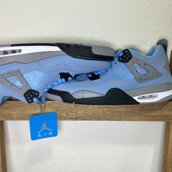 Jordan 4 Retro “University Blue - Picture 2 of 7